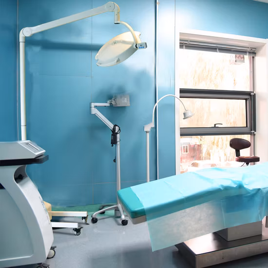 Lámpara de operación LED móvil portátil médica Luz de examen quirúrgico avanzada para mascotas con CE